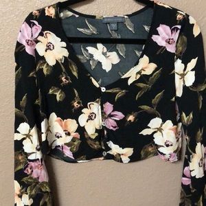 Floral long sleeved crop top
